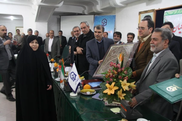 آیین تکریم و معارفه سرپرستان پردیس های استان یزد