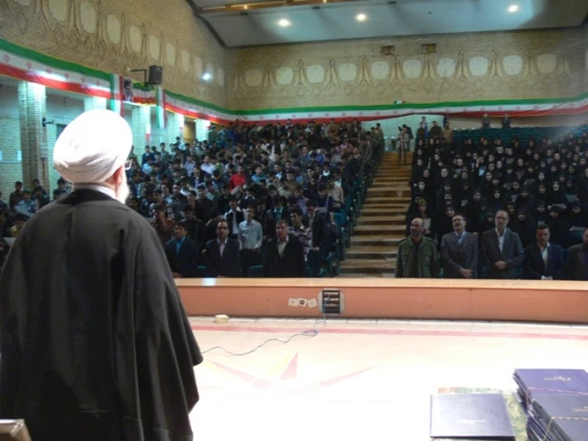 آیین تکریم و استقبال از دانشجویان جدیدالورود