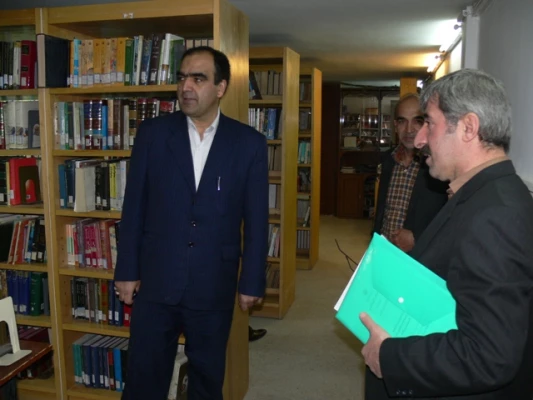 دکتر کیانی در پردیس شهیدان پاکنژاد یزد