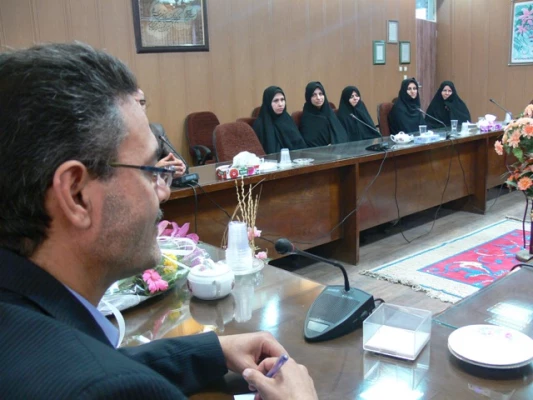 حضور جمعی از اساتید و کارکنان پردیس های استان در ناحیه دو آموزش و پرورش یزد