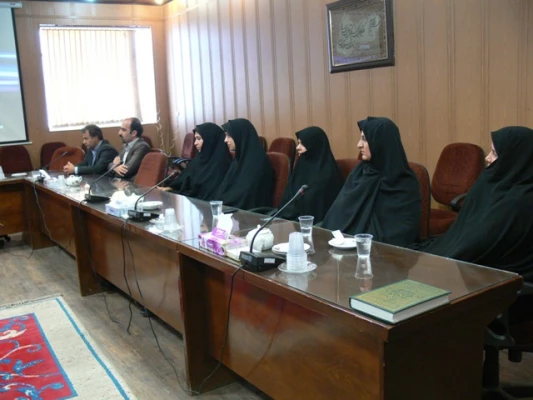 حضور جمعی از اساتید و کارکنان پردیس های استان در ناحیه دو آموزش و پرورش یزد