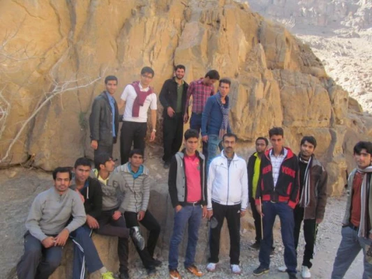 به مناسبت روز دانشجو :

کوه پیمایی گروهی از دانشجومعلمان پردیس  4