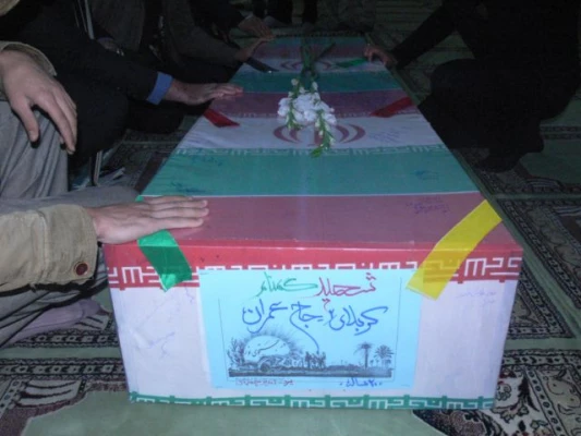 در ایام شهادت مولا و سرورمان آقا امام رضا(ع):
 
عطر شهادت در فضای پردیس شهیدان پاکنژاد پیچید.
 4