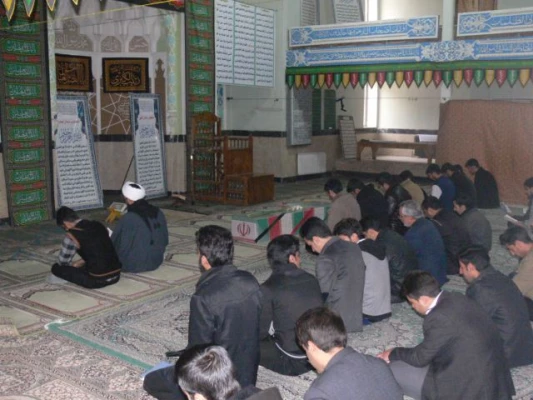 در ایام شهادت مولا و سرورمان آقا امام رضا(ع):
 
عطر شهادت در فضای پردیس شهیدان پاکنژاد پیچید.
 5