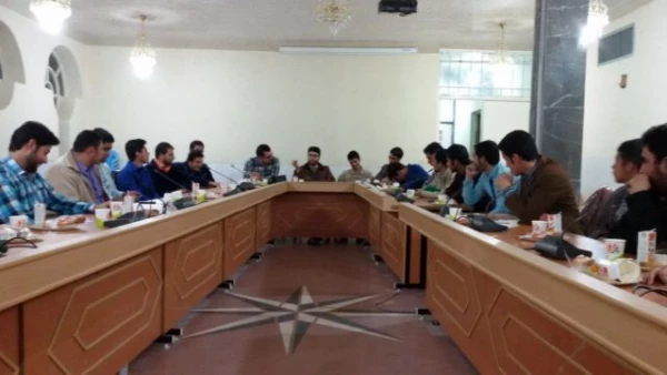 در ادامه سلسه نشست های مسئولین  پردیس:

جلسه هم اندیشی نمایندگان خوابگاه ها با مسئولین پردیس 5