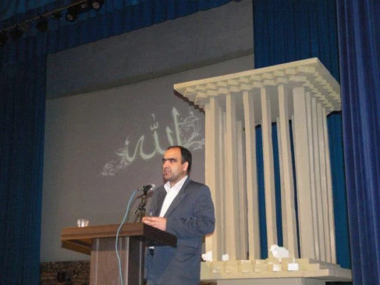 در ادامه سلسله کارگاه های آموزشی روزهای یکشنبه :

برگزاری کارگاه آموزشی معرفی و آسیب شناسی  شبکه های های ماهواره ای 3