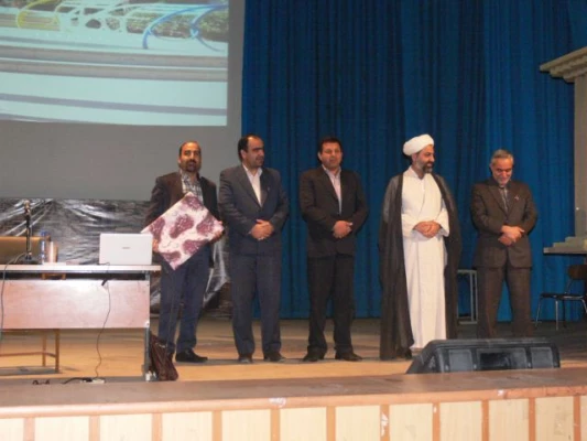 در ادامه سلسله کارگاه های آموزشی روزهای یکشنبه :

برگزاری کارگاه آموزشی معرفی و آسیب شناسی  شبکه های های ماهواره ای 4