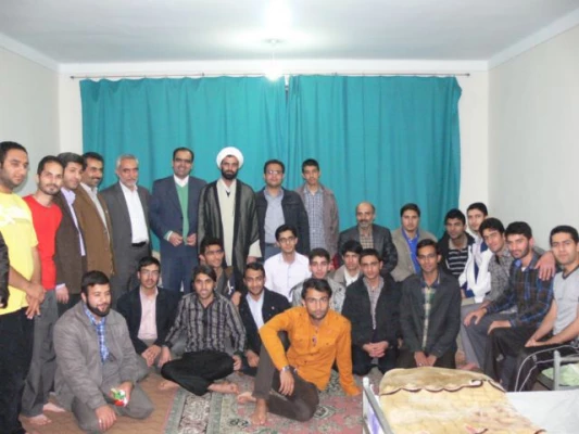 به مناسبت هفته وحدت :

دیدار مسئولین پردیس از خوابگاه های دانشجومعلمان اهل تسنن
 7