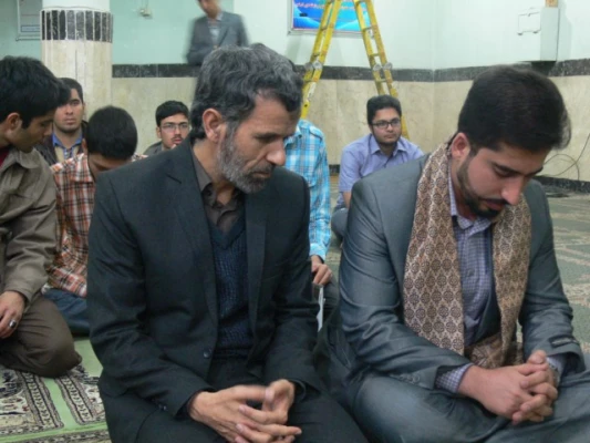 برگزاری محفل انس با قرآن کریم :

با حضور قاری بین المللی استاد دانش و استاد تفسیر دکتر شایق در پردیس شهیدان پاکنژاد 3