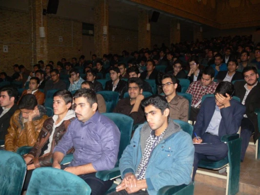 برگزاری دومین جلسه کارگاه های آموزشی یکشنبه ها :

با موضوع کارورزی و شیوه اجرایی آن در نیمسال دوم ( همراه با گزارش تصویری ) 6