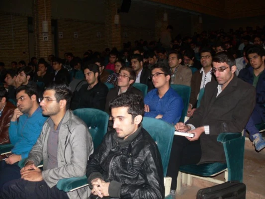 برگزاری دومین جلسه کارگاه های آموزشی یکشنبه ها :

با موضوع کارورزی و شیوه اجرایی آن در نیمسال دوم ( همراه با گزارش تصویری ) 16