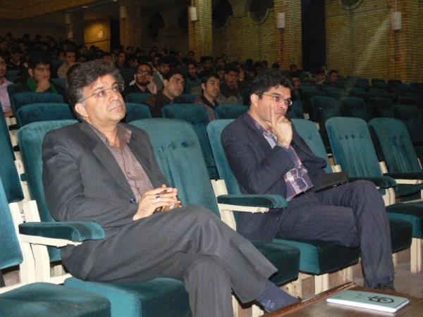 در پردیس شهیدان پاک نژاد برگزار شد :

 کارگاه آموزشی مهارت های زندگی 3