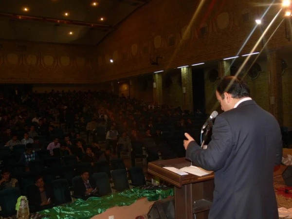 در پردیس شهیدان پاک نژاد برگزار شد :

 کارگاه آموزشی مهارت های زندگی 4