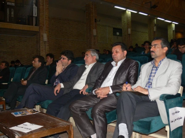 در پردیس شهیدان پاک نژاد برگزار شد :

 کارگاه آموزشی مهارت های زندگی 5