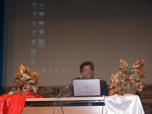 در پردیس شهیدان پاک نژاد برگزار شد :

 کارگاه آموزشی مهارت های زندگی 6