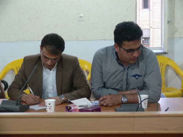 در راستای تبادل نظر و خردجمعی بین مسئولین و دانشجومعلمان:

برگزاری اولین جلسه شورای تعامل در سال جدید 16