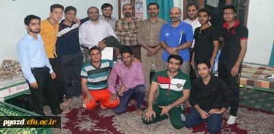 به مناسبت هفته آموزش و بزرگداشت مقام معلم:

بازدید جمعی از مسئولین پردیس از خوابگاه دانشجویی