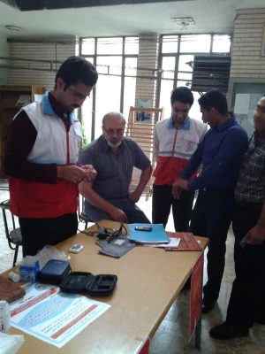 به مناسبت هفته هلال احمر :

مراسم تقدیر و تشکر از شورای اجرایی و اعضای فعال کانون هلال احمر پردیس 11