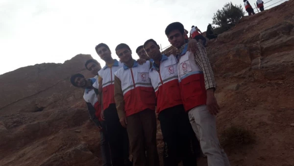 به مناسبت هفته هلال احمر:

همایش پیاده روی و کوهنوردی با حضور داوطلبان جمعیت هلال احمر یزد ( گزارش تصویری) 8