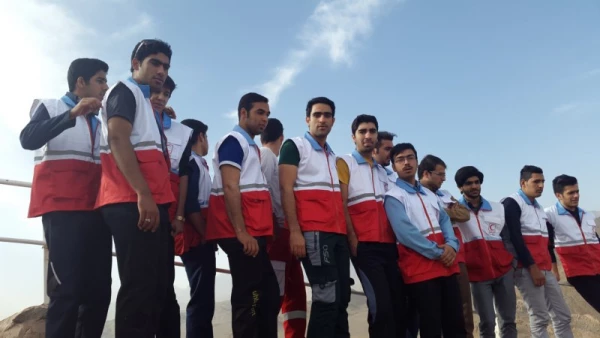 به مناسبت هفته هلال احمر:

همایش پیاده روی و کوهنوردی با حضور داوطلبان جمعیت هلال احمر یزد ( گزارش تصویری) 9