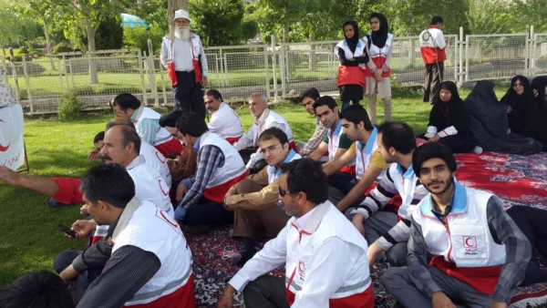 به مناسبت هفته هلال احمر:

همایش پیاده روی و کوهنوردی با حضور داوطلبان جمعیت هلال احمر یزد ( گزارش تصویری) 17