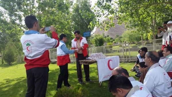 به مناسبت هفته هلال احمر:

همایش پیاده روی و کوهنوردی با حضور داوطلبان جمعیت هلال احمر یزد ( گزارش تصویری) 20