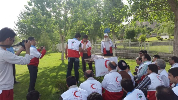 به مناسبت هفته هلال احمر:

همایش پیاده روی و کوهنوردی با حضور داوطلبان جمعیت هلال احمر یزد ( گزارش تصویری) 21