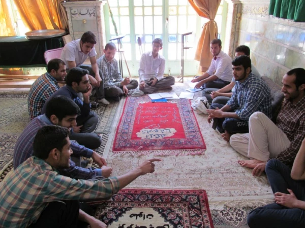 با محوریت سیر مطالعاتی آثار شهید مرتضی:

دوره تشکیلاتی سراج برگزار شد.
 9