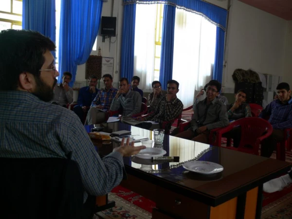 با محوریت سیر مطالعاتی آثار شهید مرتضی:

دوره تشکیلاتی سراج برگزار شد.
 14