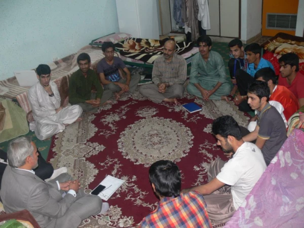 به مناسبت هفته خوابگاه های دانشجویی :

بازدید جمعی از مسئولین پردیس از خوابگاه دانشجویی 5