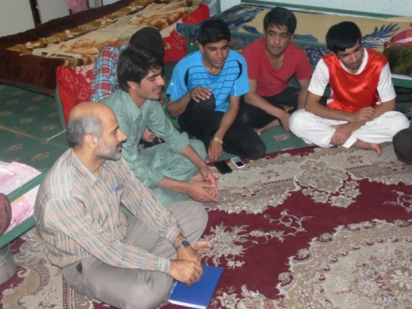 به مناسبت هفته خوابگاه های دانشجویی :

بازدید جمعی از مسئولین پردیس از خوابگاه دانشجویی 6