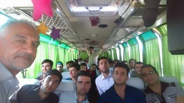 به مناسبت هفته خوابگاه های دانشجویی :

برگزاری تور یک روزه یزدگردی 
 8