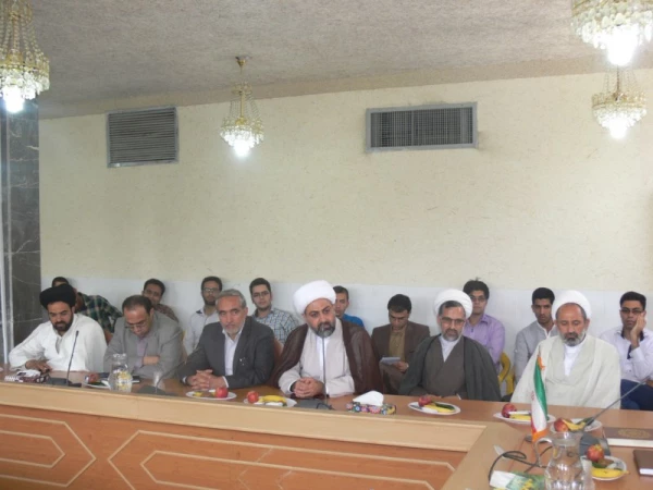 مراسم معارفه مسئول دفتر نهاد نمایندگی مقام معظم رهبری(مدظله العالی):

در پردیس های استان یزد
 6