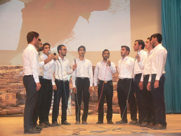 در آستانه میلاد حضرت علی اکبر (ع) و روز جوان  : 

برگزاری جشن معلم جوان در پردیس 9