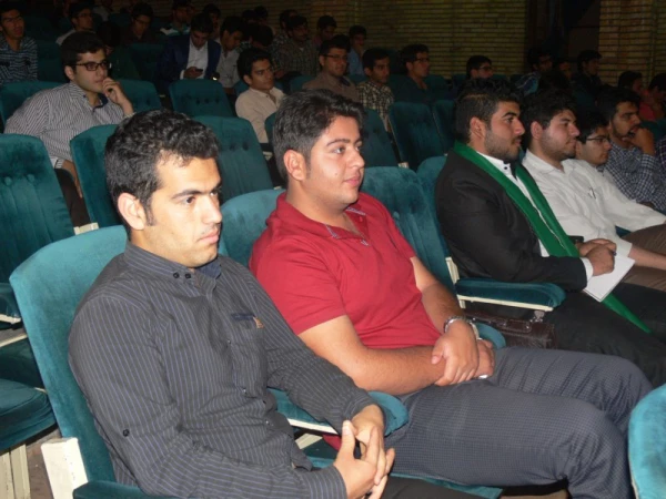 در ادامه کارگاه های آموزشی روزهای یکشنبه :
 
برگزاری کارگاه آموزشی ازدواج آسان همراه با پرسش و پاسخ 5