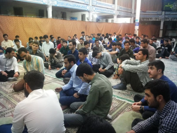 به مناسبت نیمه شعبان و میلاد حضرت مهدی (عج):

برگزاری مراسم جشن و سرور در نمازخانه پردیس 
 5