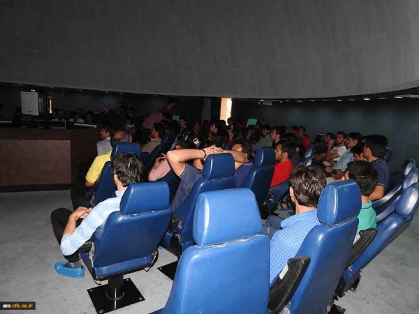 در پنجمین روز المپیاد:

ورزشکاران از آسمان نمای علوم و نجوم زنجان بازدید کردند
 3