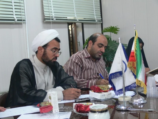 برگزاری جلسه شورای فرهنگی و اجتماعی دانشگاه فرهنگیان استان یزد 4