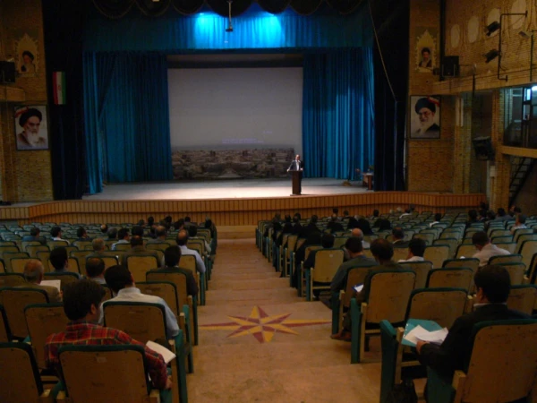 با حضور اساتید پردیس های استانی دانشگاه فرهنگیان در پردیس شهیدان پاک نژاد :

برگزاری اولین جلسه گروه های آموزشی در سال تحصیلی جدید 8