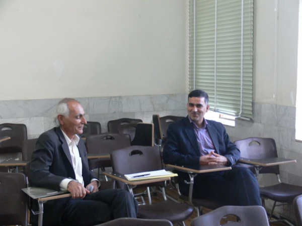 با حضور اساتید پردیس های استانی دانشگاه فرهنگیان در پردیس شهیدان پاک نژاد :

برگزاری اولین جلسه گروه های آموزشی در سال تحصیلی جدید 19