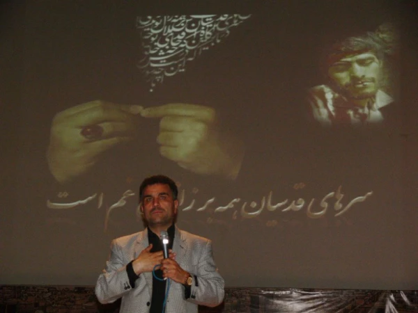 در ادامه کارگاه های آموزشی روزهای یکشنبه :

برگزاری نشست پرسش و پاسخ با حضور مسئولین حوزه آموزش پردیس 5