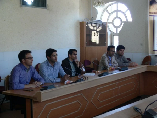 در راستای برگزاری نمایشگاه هفته پژوهش در دانشگاه یزد :

جلسه هماهنگی و برنامه ریزی سردبیران نشریات دانشجویی پردیس 3