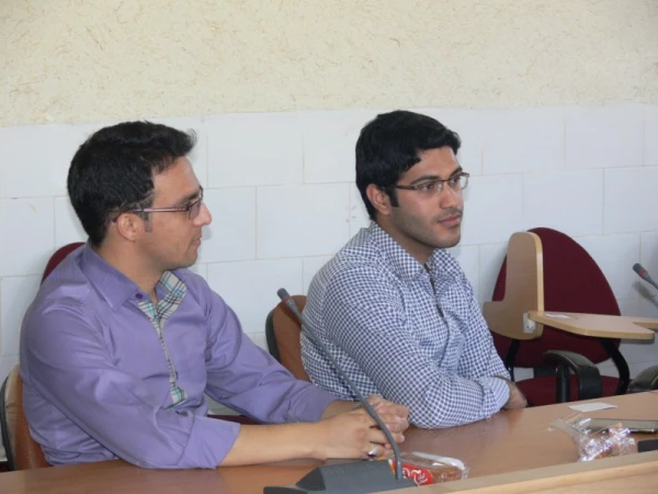 در راستای برگزاری نمایشگاه هفته پژوهش در دانشگاه یزد :

جلسه هماهنگی و برنامه ریزی سردبیران نشریات دانشجویی پردیس 5