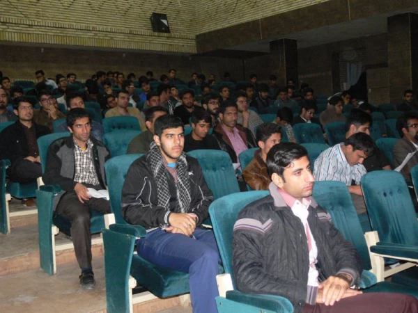 با همت و مشارکت کانون دانشجویی هلال احمر پردیس شهیدان پاک نژاد برگزار شد :

کارگاه آموزشی حفظ سلامتی از دیدگاه  طب سنتی ایرانی- اسلامی 11