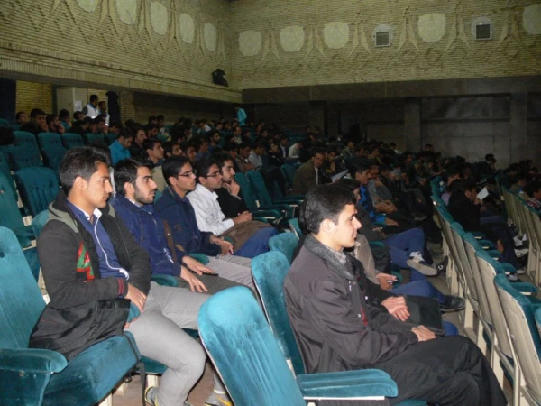 با همت و مشارکت کانون دانشجویی هلال احمر پردیس شهیدان پاک نژاد برگزار شد :

کارگاه آموزشی حفظ سلامتی از دیدگاه  طب سنتی ایرانی- اسلامی 13