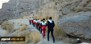 کوهنوردی اعضای کانون دانشجویی هلال احمر پردیس