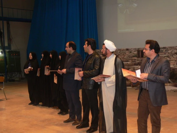 به مناسبت 16 آذر، روز دانشجو :

تجلیل از دانشجومعلمان برگزیده دانشگاه فرهنگیان یزد با حضور آیت الله ناصری
 2