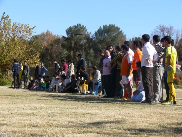 به مناسبت روز دانشجو برگزار شد :

مسابقات داخلی فوتبال پردیس  10