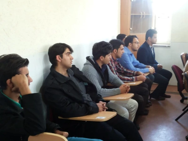 تقدیر از برگزیدگان جشنواره فعالیتهای ورزشی پردیس شهیدان پاکنژاد 6