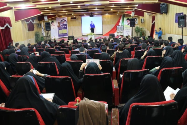 در شهر دارالعلم و دارالعباده یزد برگزار شد:

دومین همایش کشوری دبیران شورای صنفی-رفاهی دانشگاه فرهنگیان
 6